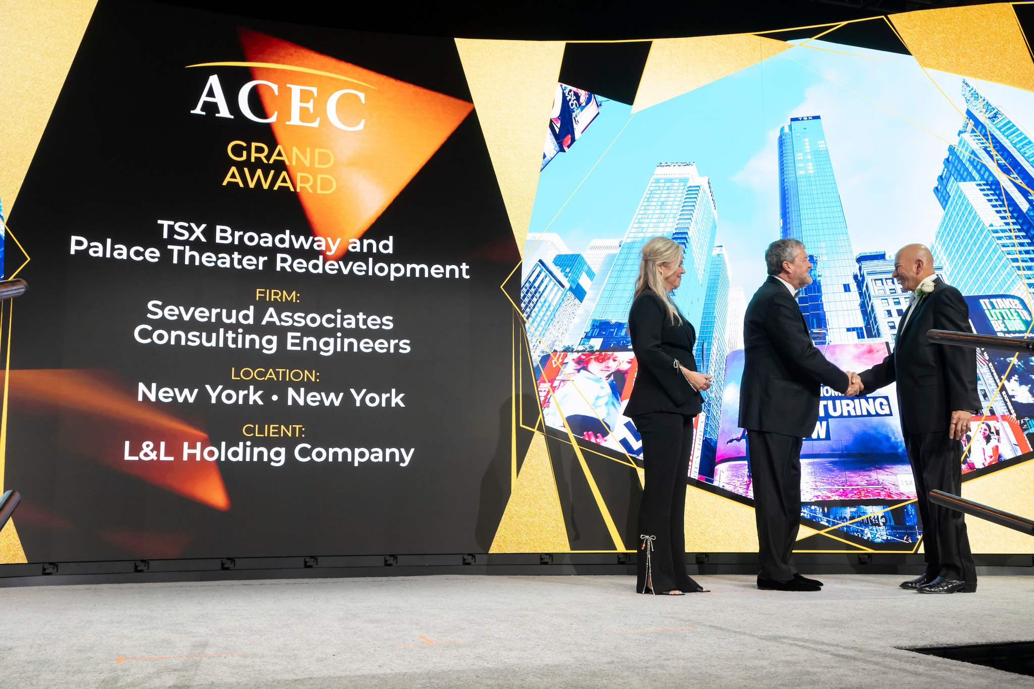 Cawsie Jijina receiving ACEC EEA Grand Award for TSX Broadway